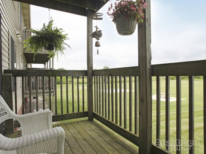 Lakeview Apartments Lakeville, IN