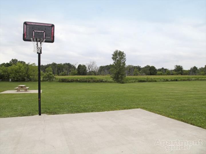 Lakeview Apartments Lakeville, IN